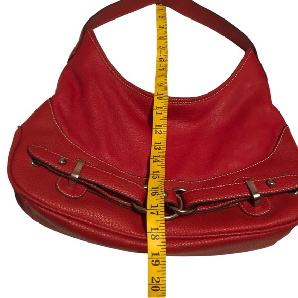 WILSONS LEATHER - Genuine Leather Red Handbag with Chrome Buckle‎ Detail - Picture 10 of 11